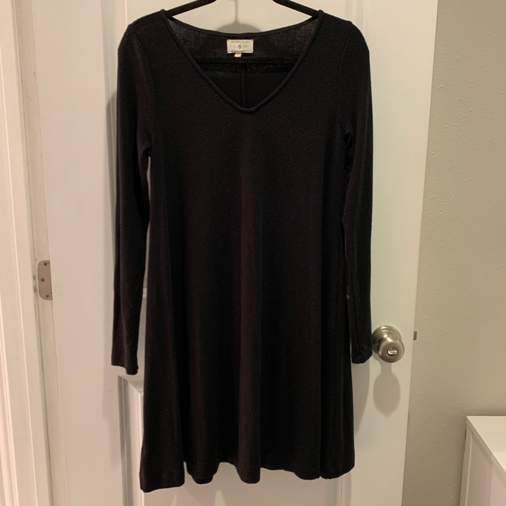 Soft long sleeve black dress by Lou and Grey